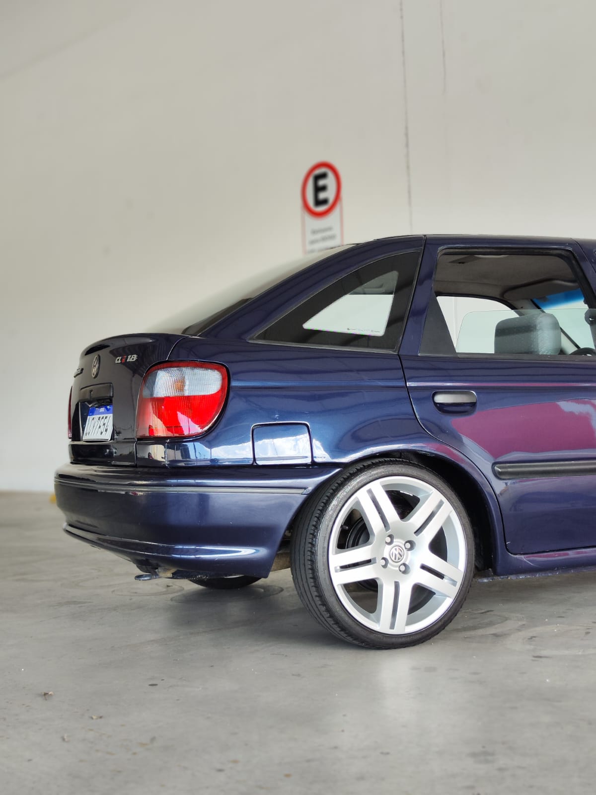 VW POINTER 1996  OU 15K NO PIX